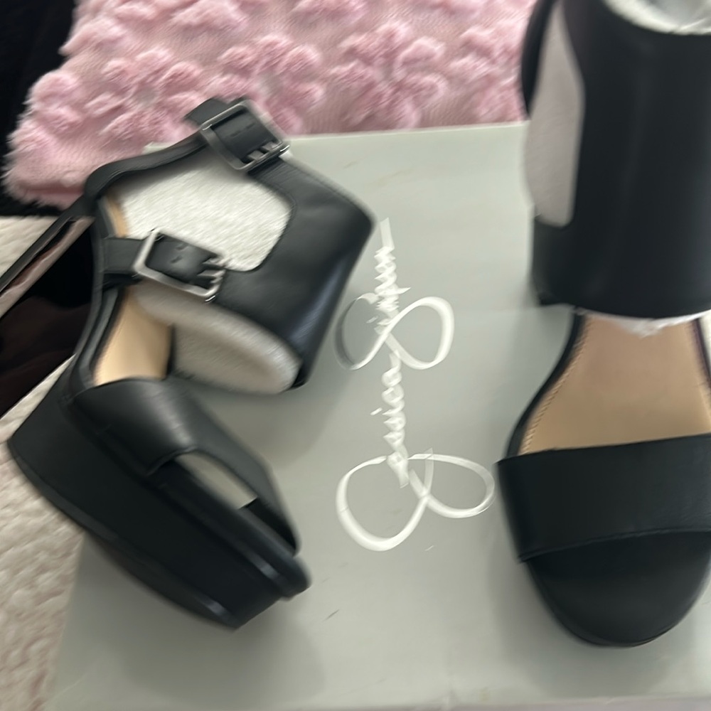 Jessica Simpson platform shoes. Size 8.5 Brand New